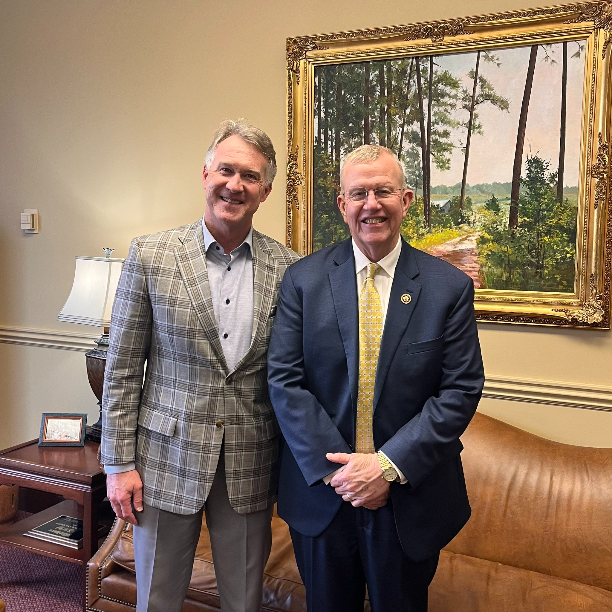 Congressman Ezell Stands with Jones College President Jesse Smith